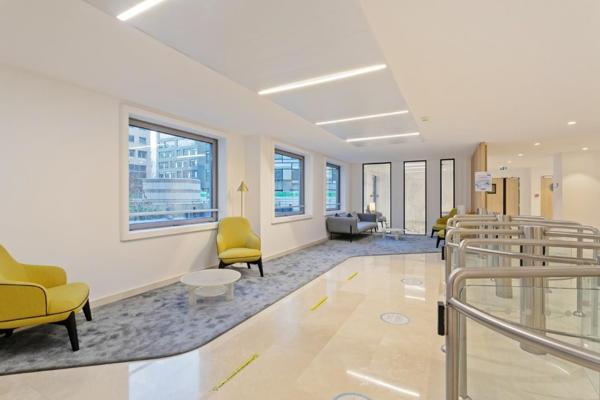 Bureaux rénovés à loyer compétitif à proximité du parc Diderot