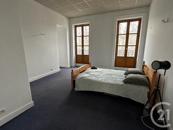 Appartement F5 à vendre  5 pièces - 140 m2 ST ETIENNE - 42