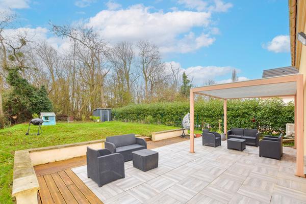 Pavillon récent de plus de 100m²