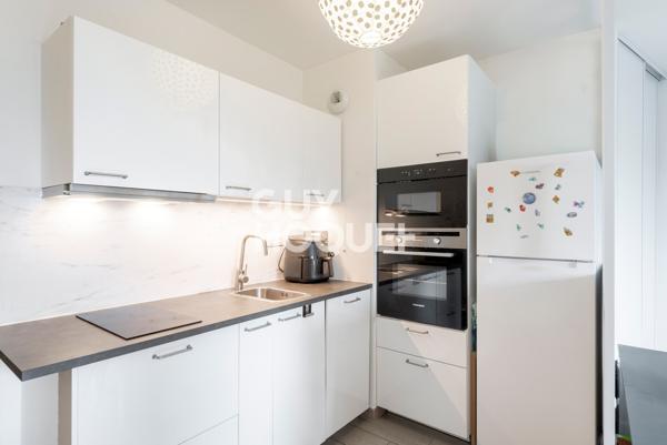 Charmant studio de 30.2 m2 au dernier étage