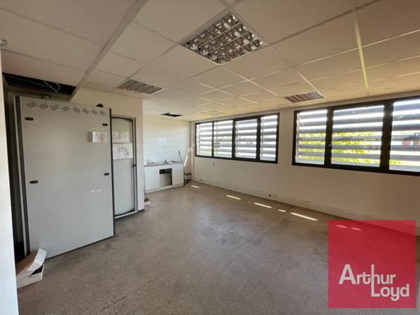 Location bureaux avec parkings en zone franche à Montpellier Parc 2000