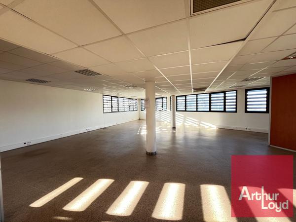 Location bureaux avec parkings en zone franche à Montpellier Parc 2000