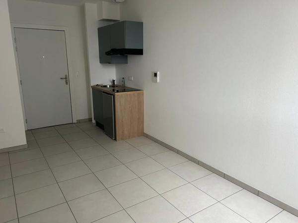 Appartement à louer 2 pièces 29.83m²
