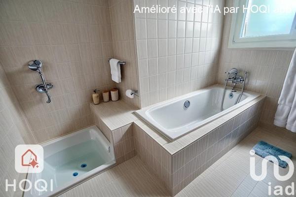 Maison 6 pièces de 146 m² à Sèvres-Anxaumont (86800)