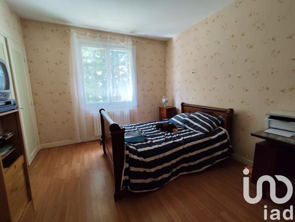 Maison 6 pièces de 146 m² à Sèvres-Anxaumont (86800)