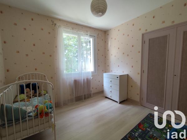 Maison 6 pièces de 146 m² à Sèvres-Anxaumont (86800)