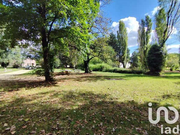 Maison 6 pièces de 146 m² à Sèvres-Anxaumont (86800)