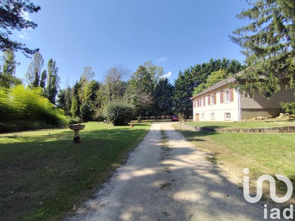 Maison 6 pièces de 146 m² à Sèvres-Anxaumont (86800)