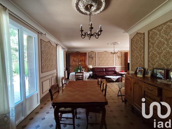 Maison 6 pièces de 146 m² à Sèvres-Anxaumont (86800)