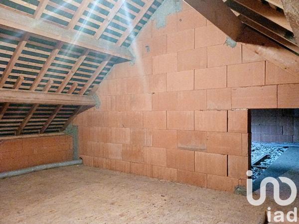 Maison traditionnelle 2 pièces de 74 m² à Bellevigne-en-Layon (49380)