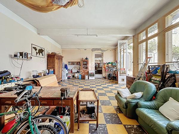 Grande maison - Ancienne école - Saint Martin Sur Lavezon 10 pièces 310 m2 5 chambres