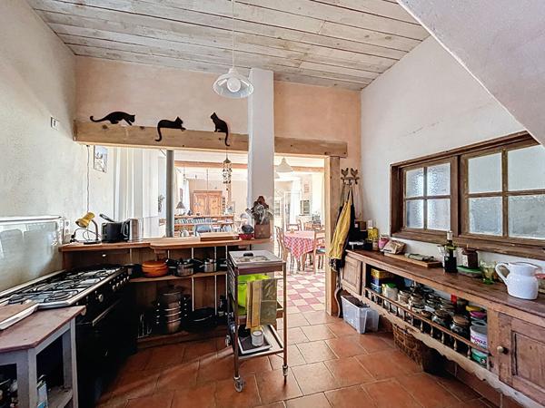 Grande maison - Ancienne école - Saint Martin Sur Lavezon 10 pièces 310 m2 5 chambres