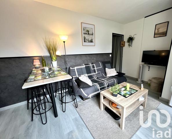 Maison 7 pièces de 202 m² à Salles (33770)