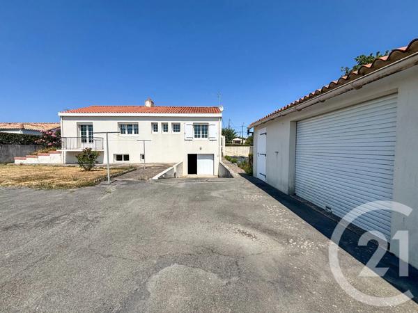 Maison à vendre  6 pièces - 160 m 2   BREM SUR MER  - 85
