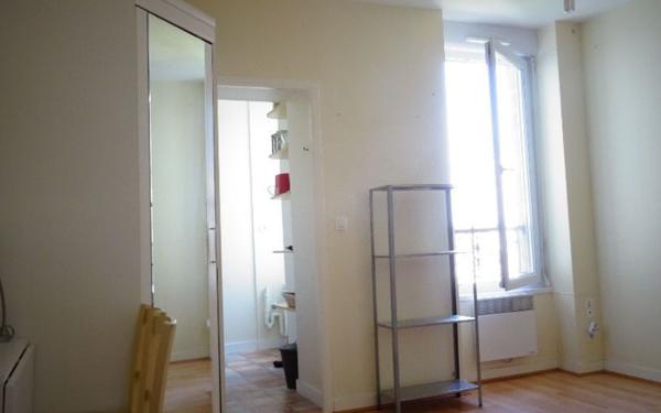 Appartement à louer    1 pièce •  Brest