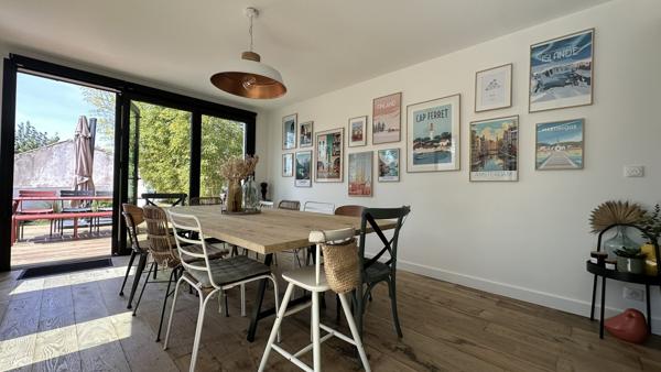 Villa contemporaine de charme à Fétilly — lumière, confort et art de vivre rochelais.