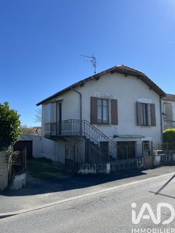 Maison à vendre 5 pièces 107,98 m² Angoulême