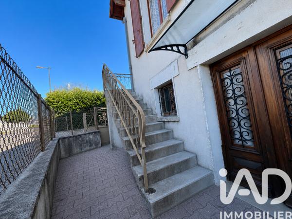 Maison à vendre 5 pièces 107,98 m² Angoulême