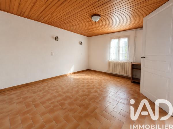 Maison à vendre 5 pièces 107,98 m² Angoulême