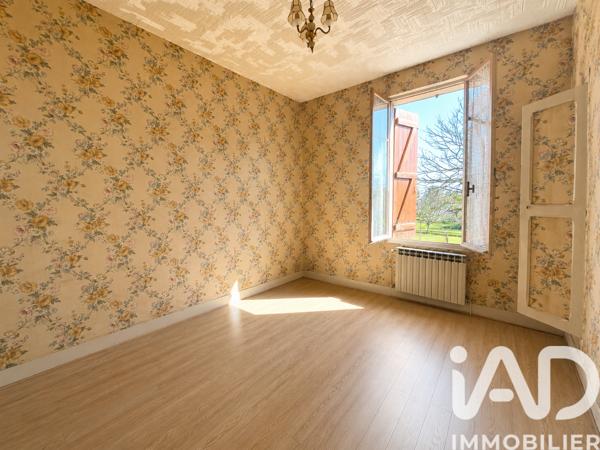 Maison à vendre 5 pièces 107,98 m² Angoulême