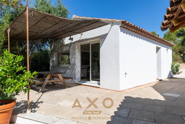 EXCLUSIVITE - AIX EN PROVENCE - SET CLUB - MAISON T8 260M2 ET T2 40M2 - VUE -  TERRAIN 4000M2 - 2 495 000 Euros