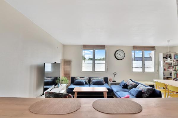 Maison entièrement rénovée en 2024 édifiée sur 873 m² de terrain.