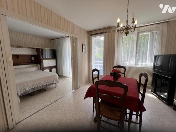 BAGNOLES DE L'ORNE, appt T2 avec ascenseur, garage, cave et balcon