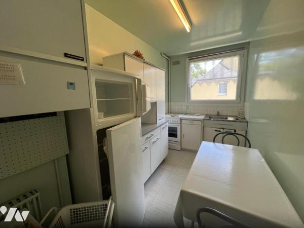 BAGNOLES DE L'ORNE, appt T2 avec ascenseur, garage, cave et balcon