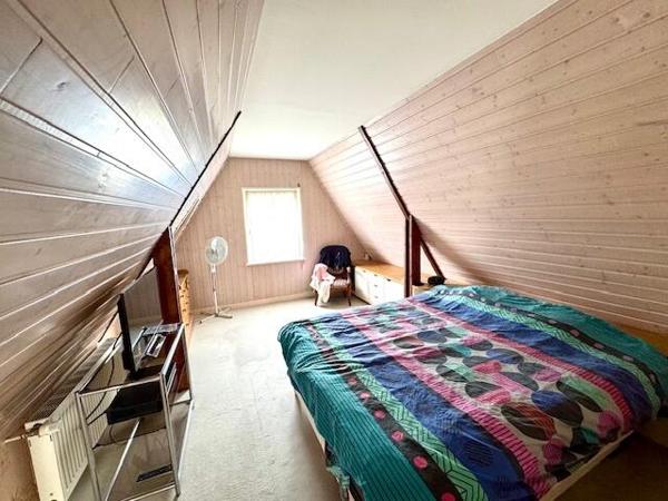 Très belle propriété sur un parc paysagé clos de 2354 m2