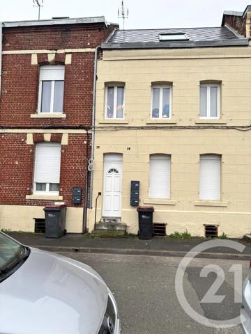 Immeuble à vendre  197 m 2   ST QUENTIN  - 02