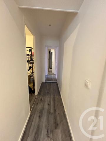 Immeuble à vendre  197 m 2   ST QUENTIN  - 02