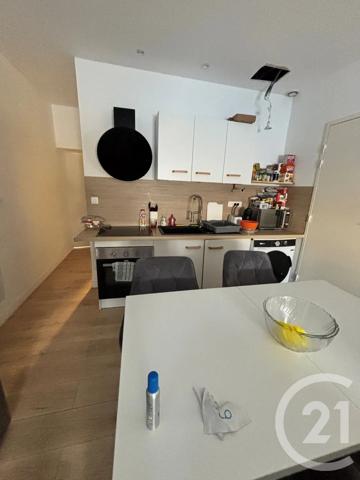 Immeuble à vendre  197 m 2   ST QUENTIN  - 02