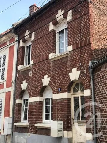 Immeuble à vendre  197 m 2   ST QUENTIN  - 02
