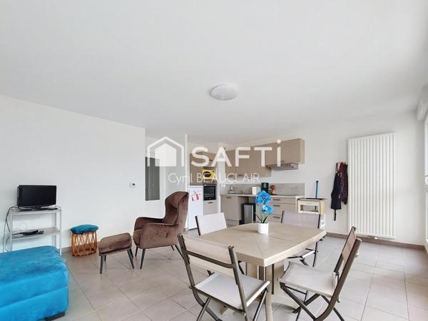 Appartement T4 à deux pas de la plage.