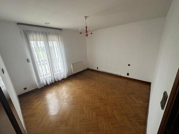 Maison 7 pièces + Local commercial de 270 m2