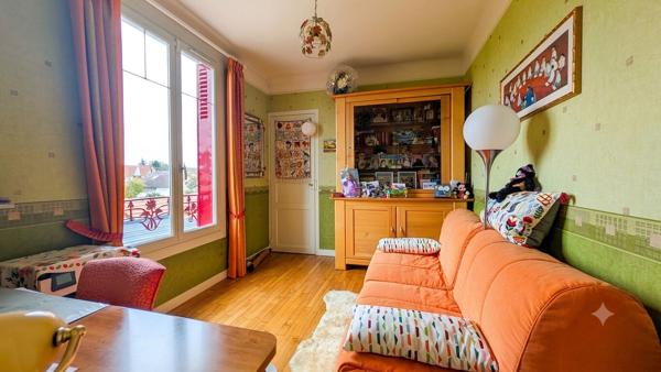 Maison Vaires Sur Marne 5 pièce(s) 102 m2