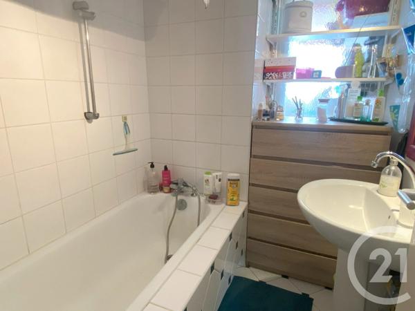 Appartement F3 à vendre  3 pièces - 63,84 m 2   BEAUVAIS  - 60