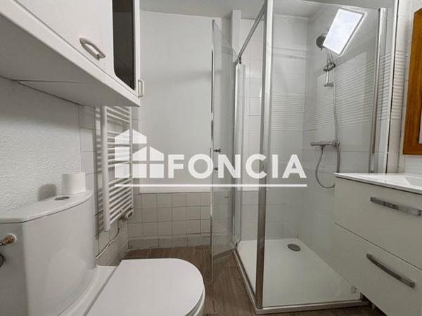 Location Studio 32.73 m² - 3 RUE DENUZIERE Lyon 69002