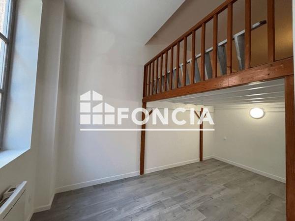 Location Studio 32.73 m² - 3 RUE DENUZIERE Lyon 69002