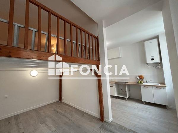 Location Studio 32.73 m² - 3 RUE DENUZIERE Lyon 69002