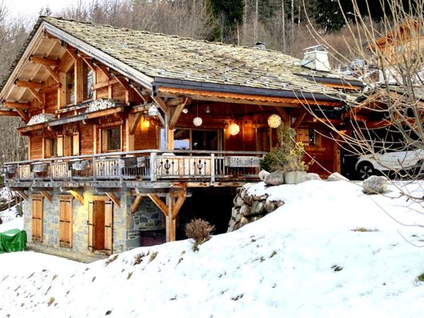 CHALET D'EXCEPTION AUX CARROZ