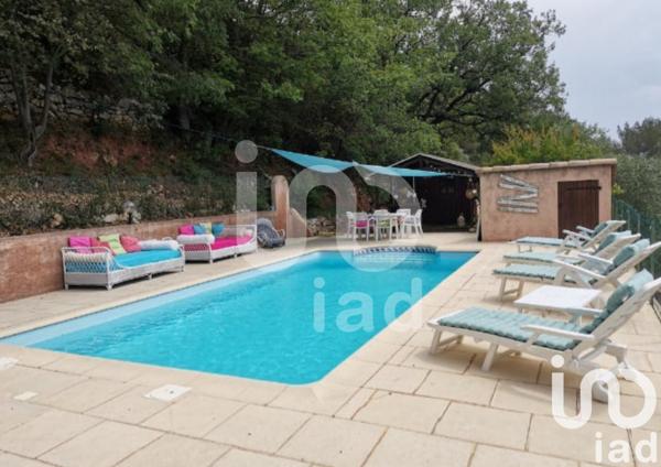 Maison à vendre 6 pièces 160 m² Le Cannet-des-Maures