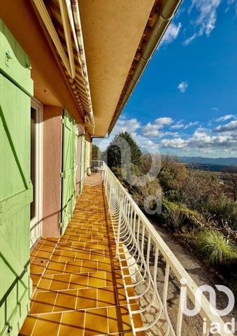 Maison à vendre 6 pièces 160 m² Le Cannet-des-Maures