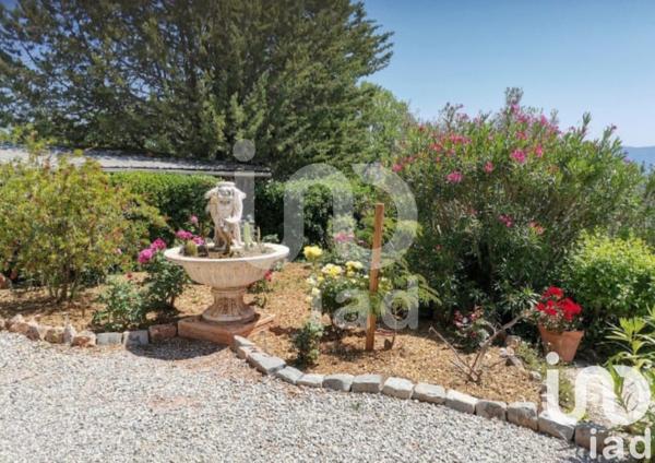 Maison à vendre 6 pièces 160 m² Le Cannet-des-Maures