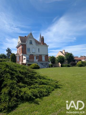 Maison à vendre 11 pièces 300 m² Estaires