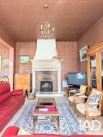 Maison à vendre 11 pièces 300 m² Estaires