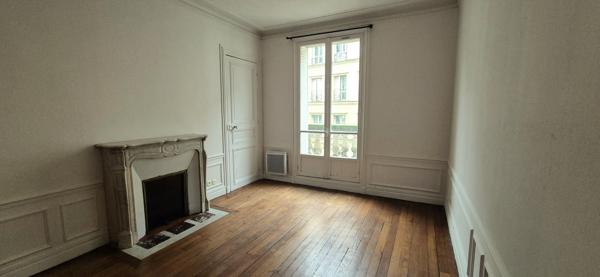 Paris (75018) Grand trois pièces lumineux