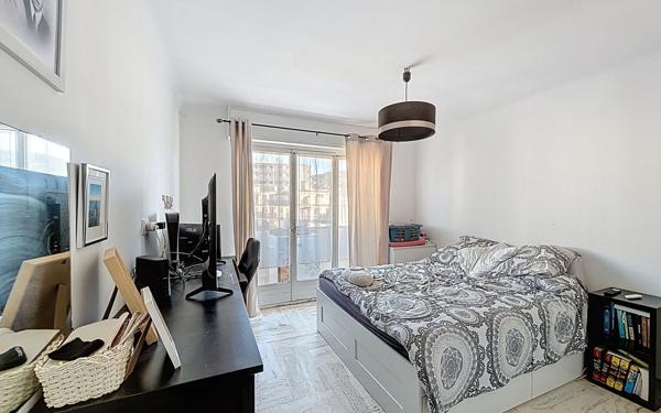 Appartement à vendre    3 pièces • 48,50 m2 Le Cannet