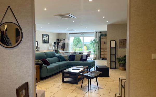 Maison à vendre    4 pièces •  Lignerolles