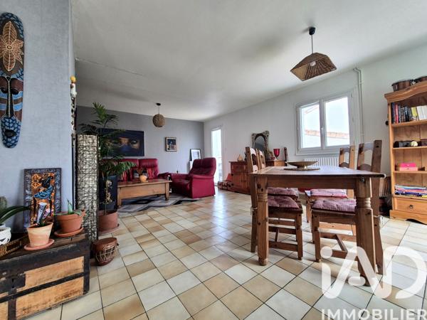 Maison à vendre 6 pièces 108 m² Tonnay-Charente
